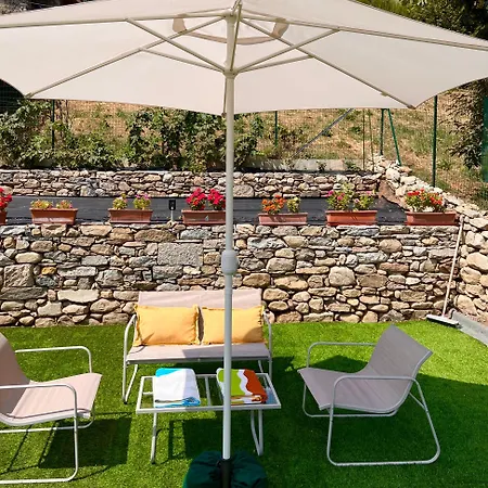 Rose Garden Nest - Indipendente Con Giardino, Terrazzo E Parcheggio Сasa de vacaciones *